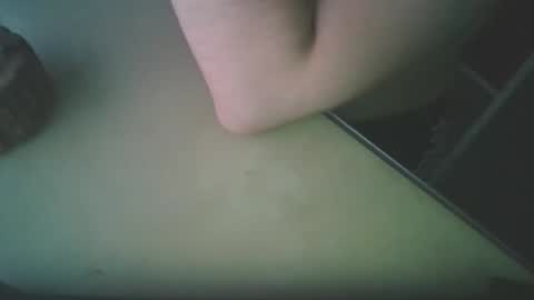 Snapshot of hmmmm39 chatting on 06/08/26, 01:50 hmmmm39 online show from 06/08/26, 01:50