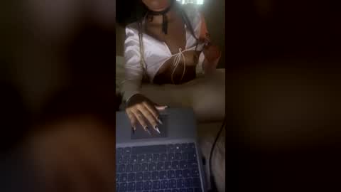 hnyblacklili online show from 07/26/26, 02:53