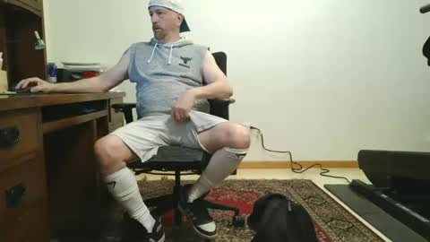 Snapshot of hockeybud chatting on 03/08/26, 03:05 Rick online show from 03/08/26, 03:05