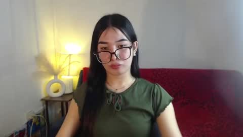 hoe_freesia online show from 07/01/26, 02:24