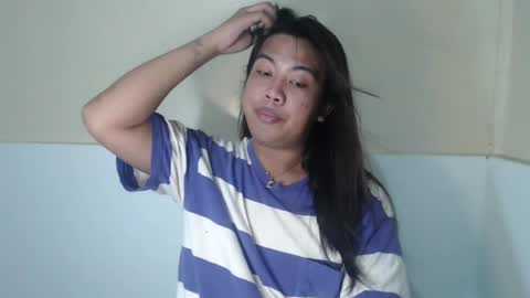 Snapshot of hoelykarina chatting on 07/21/26, 09:44 Karina3 online show from 07/21/26, 09:44