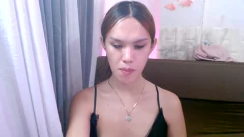 Laylia3 online show from 06/09/26, 08:15