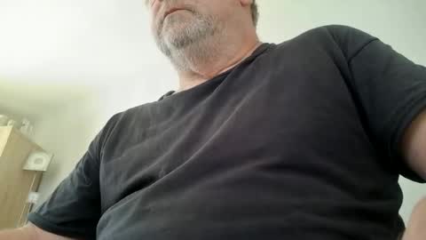 Snapshot of hofnung chatting on 06/21/26, 01:57 hofnung online show from 06/21/26, 01:57