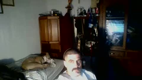 hoglegg99384194 online show from 11/29/25, 10:40