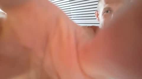 hola_homo online show from 05/21/26, 06:26