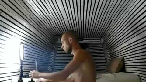 hola_homo online show from 06/22/26, 08:28