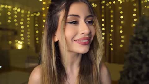 Moni Monica online show from 12/16/25, 02:11