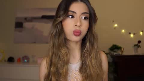 Moni Monica online show from 02/17/26, 08:00