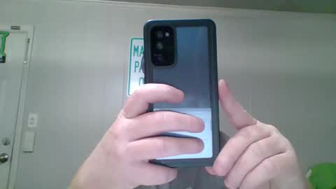 Snapshot of holden994 chatting on 12/23/24, 10:53 holden994 online show from 12/23/24, 10:53