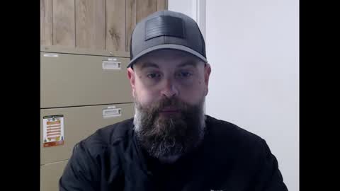 Snapshot of holdthedoh chatting on 12/11/24, 04:20 Hold The Door online show from 12/11/24, 04:20