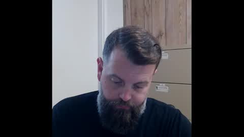 Snapshot of holdthedoh chatting on 12/11/24, 09:23 Hold The Door online show from 12/11/24, 09:23