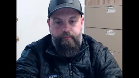 Snapshot of holdthedoh chatting on 12/13/24, 09:30 Hold The Door online show from 12/13/24, 09:30