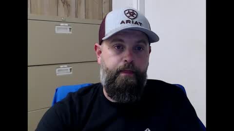 Snapshot of holdthedoh chatting on 12/14/24, 12:33 Hold The Door online show from 12/14/24, 12:33