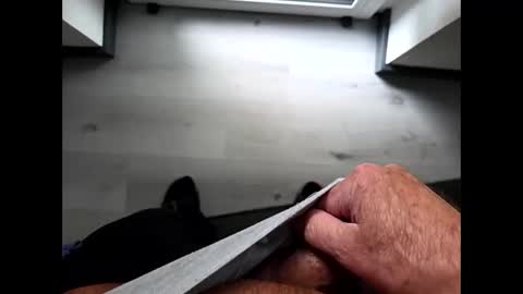 Snapshot of holger_man chatting on 10/27/25, 10:52 holger_man online show from 10/27/25, 10:52