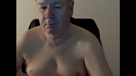 Holger online show from 09/25/25, 03:49