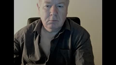 Holger online show from 10/28/25, 03:47