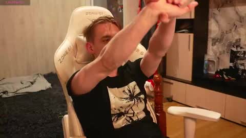 Extaz  Athrey  Howard online show from 11/17/25, 10:04