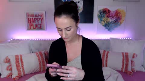 Holi Hurricane online show from 03/13/26, 03:35