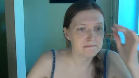 holistic_woman online show from 06/20/26, 10:29