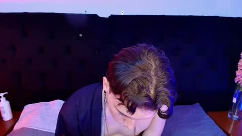 Holland online show from 03/28/26, 03:55