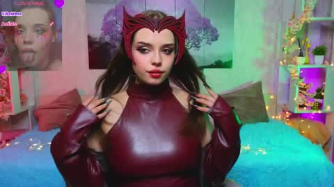 Lux online show from 02/25/25, 06:09