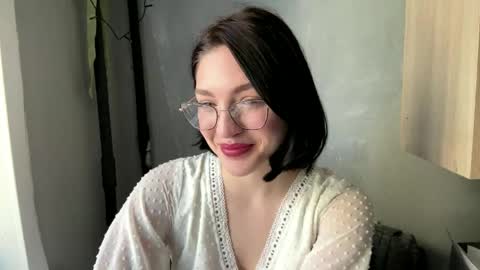 Sofia online show from 04/19/26, 04:56