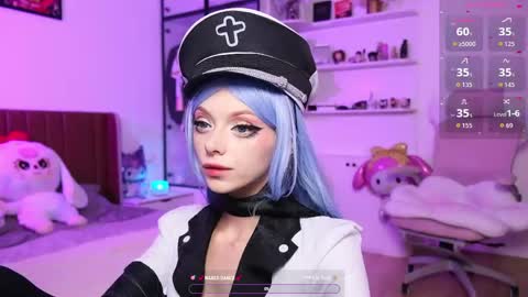 Snapshot of holliwould_ chatting on 05/04/26, 11:50 Holli online show from 05/04/26, 11:50