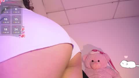 holly_16 online show from 12/10/24, 02:27