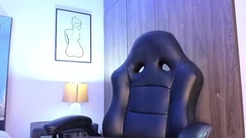 Mara online show from 02/15/25, 07:49