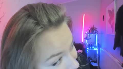 Holly online show from 11/24/25, 08:30