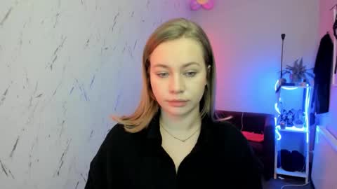 Holly online show from 02/04/26, 08:14