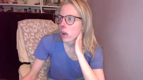 holly_bourbon online show from 03/09/26, 11:31