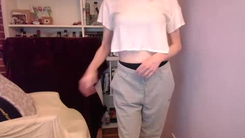 holly_bourbon online show from 03/22/26, 12:36