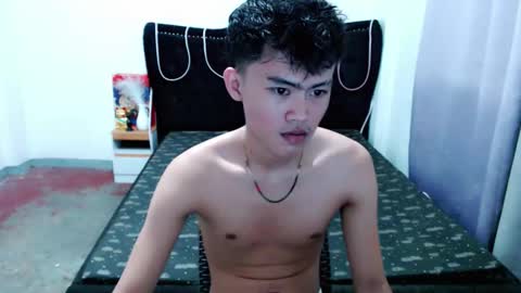 Snapshot of holly_fucker22 chatting on 02/17/26, 11:07 JAY online show from 02/17/26, 11:07