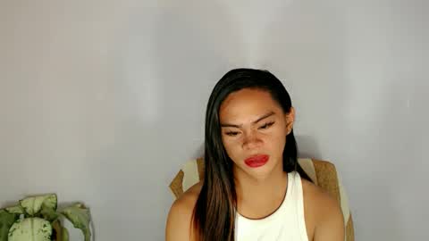 Mika Duhay Velat online show from 04/23/26, 07:52