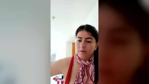 holly    online show from 07/08/26, 08:13