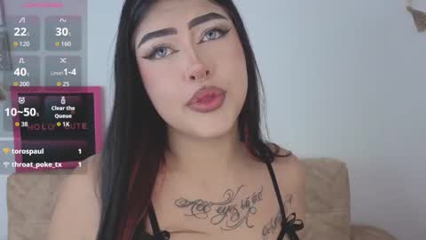 Holly online show from 12/17/25, 07:42