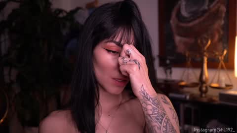 Holly Linder online show from 01/18/25, 06:13