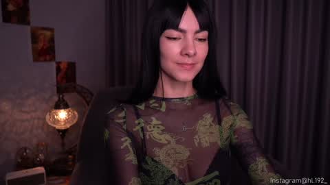 Holly Linder online show from 02/06/25, 05:03