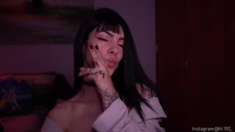 Holly Linder online show from 02/22/25, 05:02