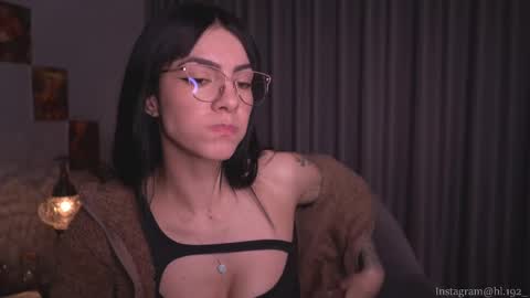 Holly Linder online show from 03/05/25, 02:14