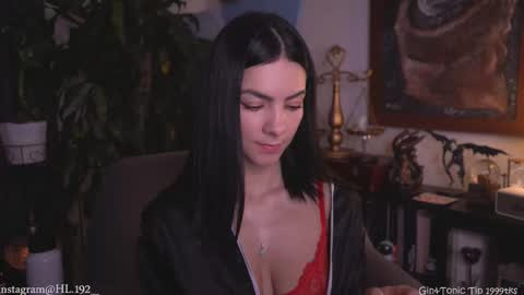 Holly Linder online show from 02/21/26, 01:17