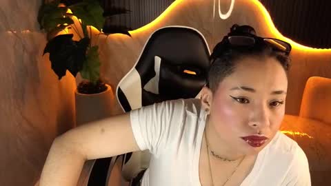 Holly  online show from 11/16/25, 12:55