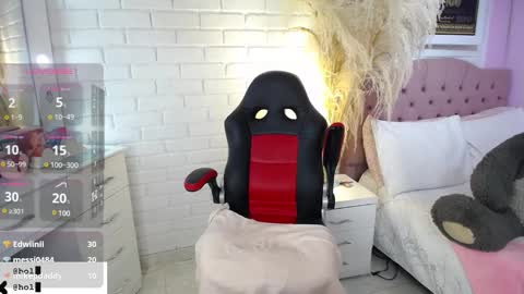  holly princess mermaid  online show from 01/08/25, 08:38