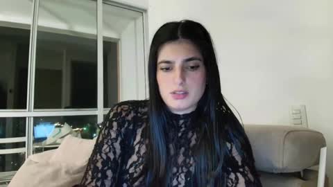 hollyshit_ online show from 03/13/26, 12:28