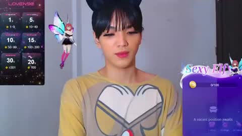 Snapshot of hollywoodbitch chatting on 07/25/26, 12:31 Isabella Marie online show from 07/25/26, 12:31