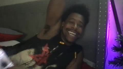 Snapshot of hollywoodsexxx chatting on 12/16/25, 02:49 HOLLYWOODSEXXX online show from 12/16/25, 02:49