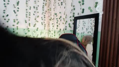 holly online show from 12/11/24, 07:57