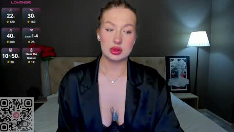 Emma online show from 09/18/25, 12:23