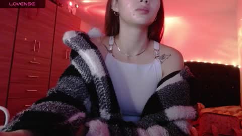 Juli online show from 10/15/25, 05:18